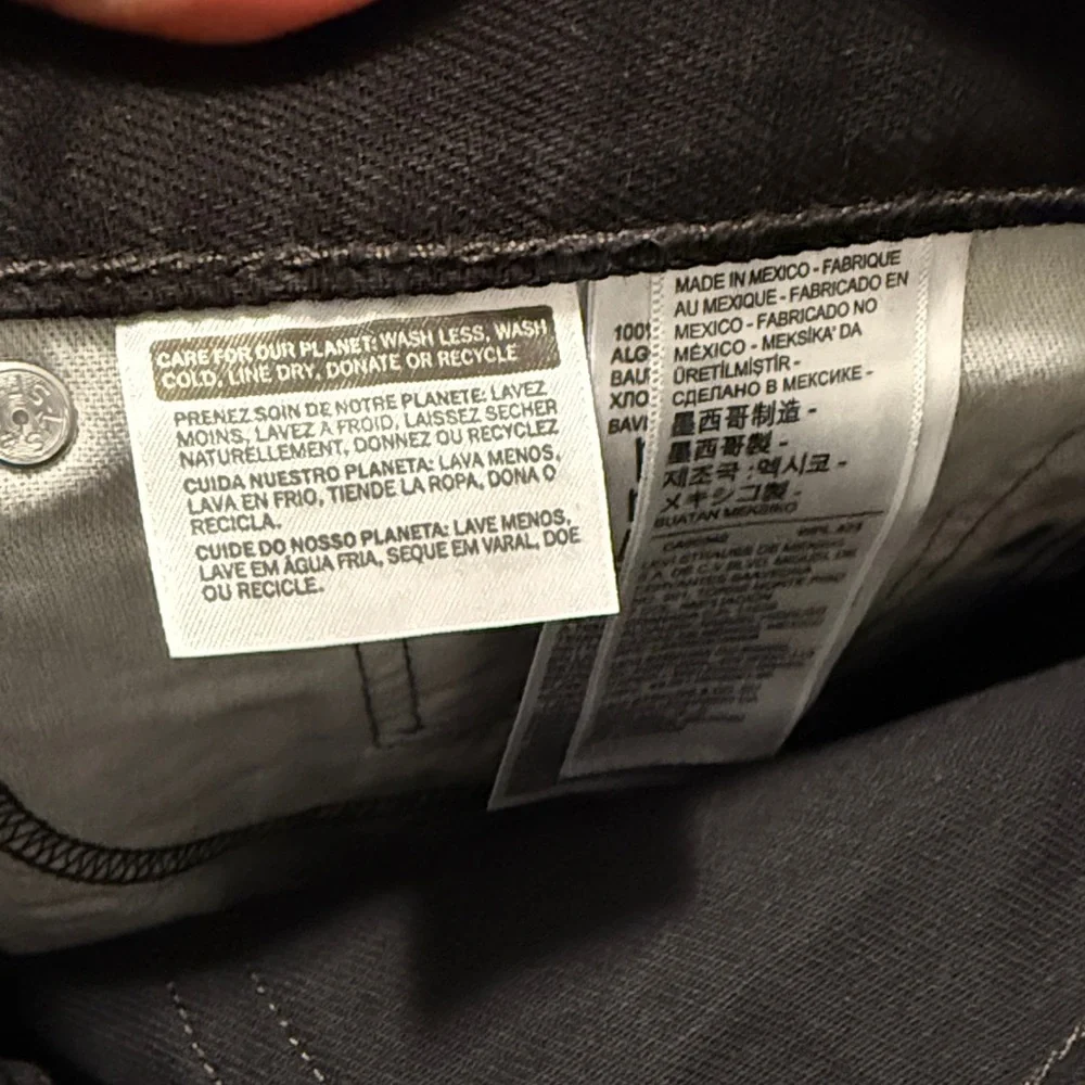 Levi's Black Straight Jeans Timeless Design - Picture 4 of 6